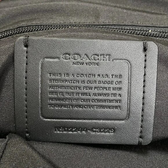 COACH Graham Pack Signature Canvas with Varsity Stripe C3229 Black Cream - - Picture 8 of 8